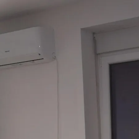 Lenka Gold App アパート